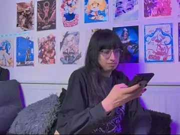 Stripchat Watch Live Sex Cams of snowblack_
