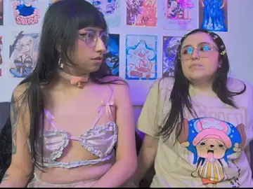 Stripchat Watch Live Sex Cams of snowblack_