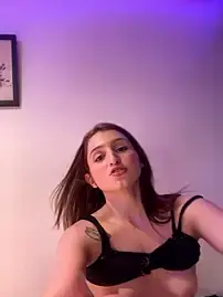 Stripchat Live Sex Cam of kamel-ayesha