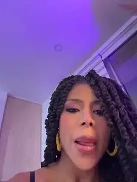 Stripchat Live Porn of HOT_LADY_777