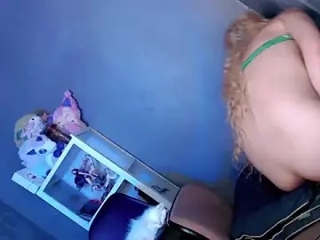 Stripchat Adult Video Chat of coffe_cat28