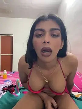 Stripchat Free Porn Cam of Mayra_xx