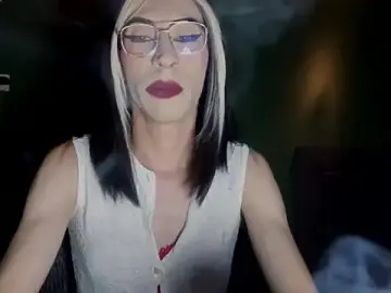 Stripchat Live Sex of DOMINANT_TEACHER_KAROL