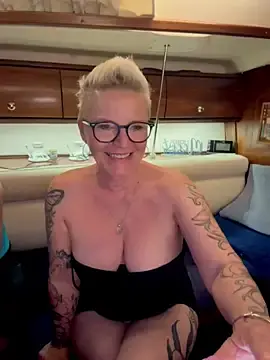 Stripchat Live Sex Cam of German_Milf