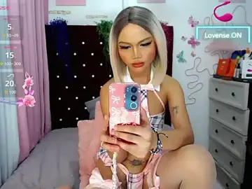 Stripchat Best live sex cam show of creamy_spot69