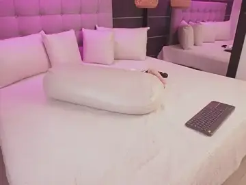 Stripchat Free Live Porn of BellaLatinaTS