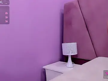 Stripchat Best live sex cam show of ValeriaAguilar