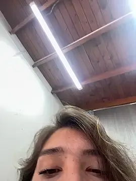 Stripchat Free Porn Cam of NICOLSKINNY1