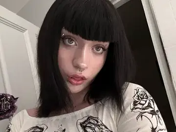 Stripchat Adult Webcam of Vailyreb_