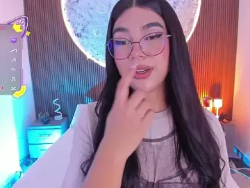 Stripchat Free Porn Cam of RoseCassie