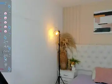 Stripchat Free Porn Cam of LOISE-XX