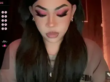 Stripchat Free Porn Cam of madam_agnes1