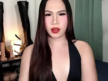 Stripchat Free Live Porn of elise_bloom69