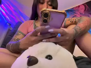 Stripchat Sex Cam of BigCockMARIAts