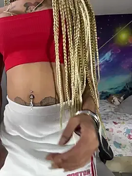 Stripchat Nude Webcam of Nella_Dolls