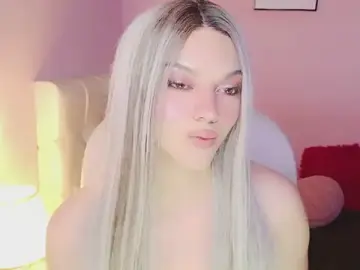 Stripchat Free Porn Cam of EvaEvangeline