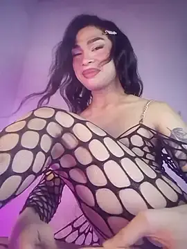 Stripchat Adult Webcam of Soyshelly
