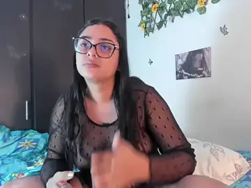 Stripchat Sex Chat of mensia_hernandz