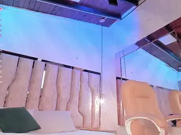 Stripchat Free Live Porn of ari_monet