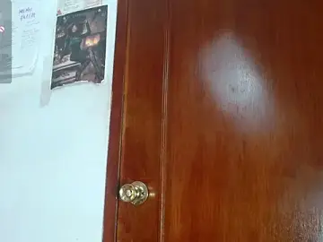 Stripchat Free Porn Cam of puca_ebony