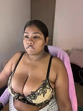Stripchat Best live sex cam show of paola091