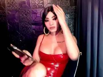 Stripchat Live Sex Cam of ASIANHOTTIE_69