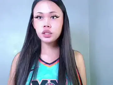 Stripchat Free Live Porn of Leaxxie_mae