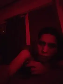 Stripchat Sex Cam of BigDickMAHI9