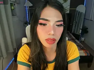 Stripchat Live Sex of Alexa_therealhorsecock