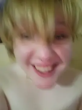 Stripchat Nude Webcam of wehavepussies_xoxo