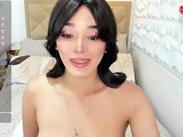 Stripchat Watch Live Sex Cams of TsHeartXxx