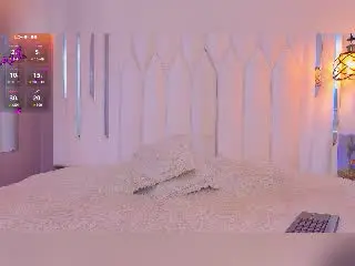 Xlovecam Free Live Porn of MegandoSantoss