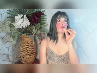 Xlovecam Watch Live Sex Cams of GlossyyBratz