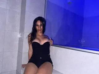 Xlovecam Live Sex Cam of SamysPresleyTs